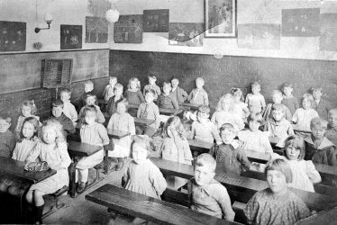 Chilvers Coton.  Infant school standard 1