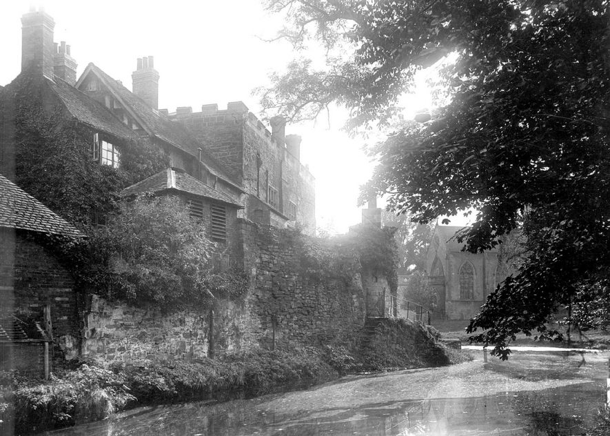 Astley Castle and Church 1899. [It has come to our attention this photo is a negative from the Sir Benjamin Stone Collection, reference 'Stone 25/4'. Sir Benjamin Stone died in 1914. ] |  IMAGE LOCATION: (Sir Benjamin Stone Collection, Birmingham reference Library)(Reference Stone25/4)
