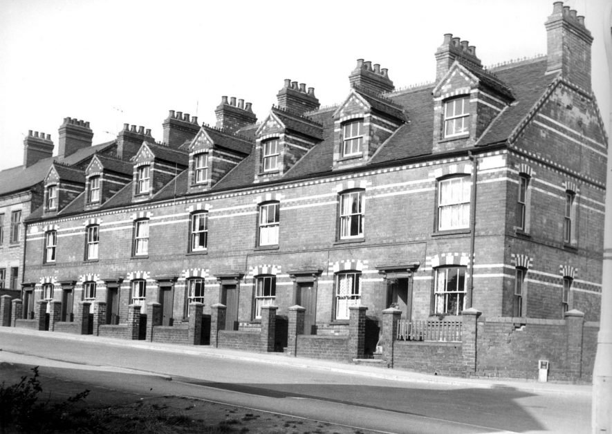 Terraced houses somewhere in Bedworth.  1920s

[This terrace was known as 