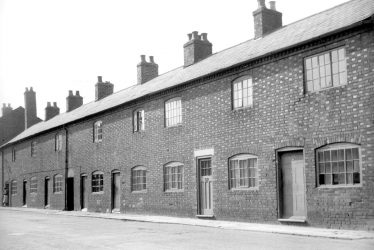 Bedworth.  Roadway Cottages
