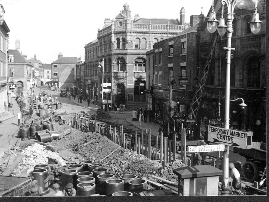 Construction of new main sewer through Nuneaton town centre.  1928 |  IMAGE LOCATION: (Nuneaton Library)