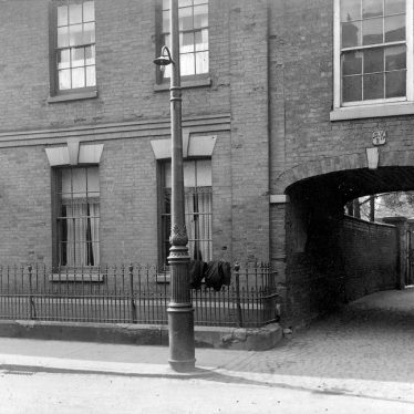 Nuneaton.  Pettifer's Archway