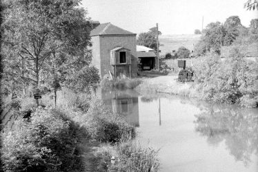 Brinklow.  Oxford Canal