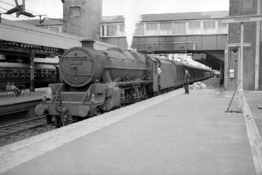 Nuneaton.  Trent Valley Railway Station