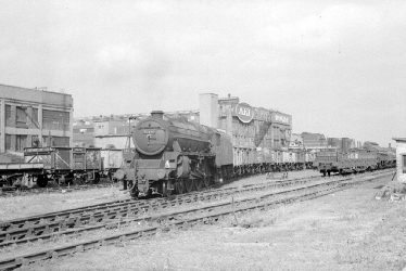 Rugby.  Midland Railway Station