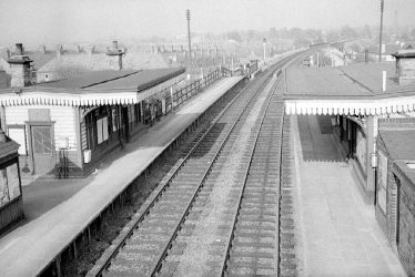 Chilvers Coton.  Railway Station