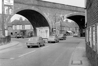 Chilvers Coton.  Coton Arches