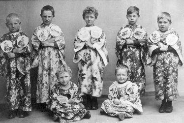 Coleshill.  Children dressed in "Japanese" costumes