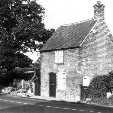 Shustoke.  Toll House