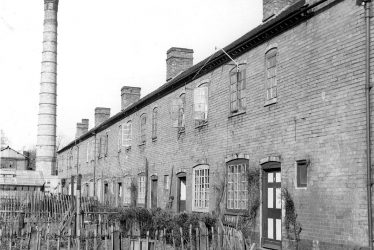 Atherstone.  Vinraces Row