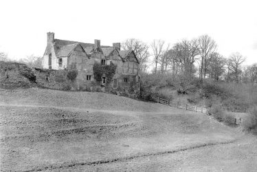 Hartshill.  Castle