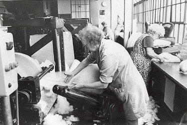 Atherstone.  Hat manufacture