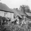 Ashorne.  Cottages and their occupants