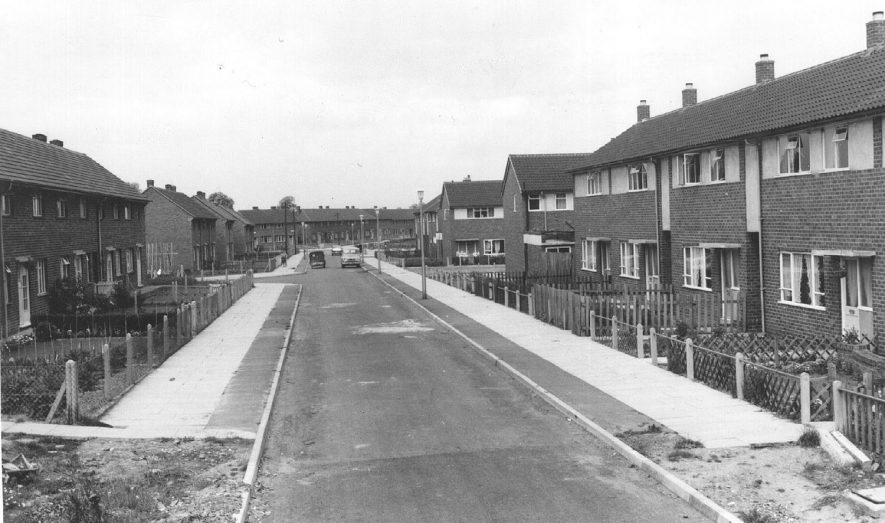 Council estate, Lister Road  Atherstone.  1960s |  IMAGE LOCATION: (Warwickshire County Record Office)