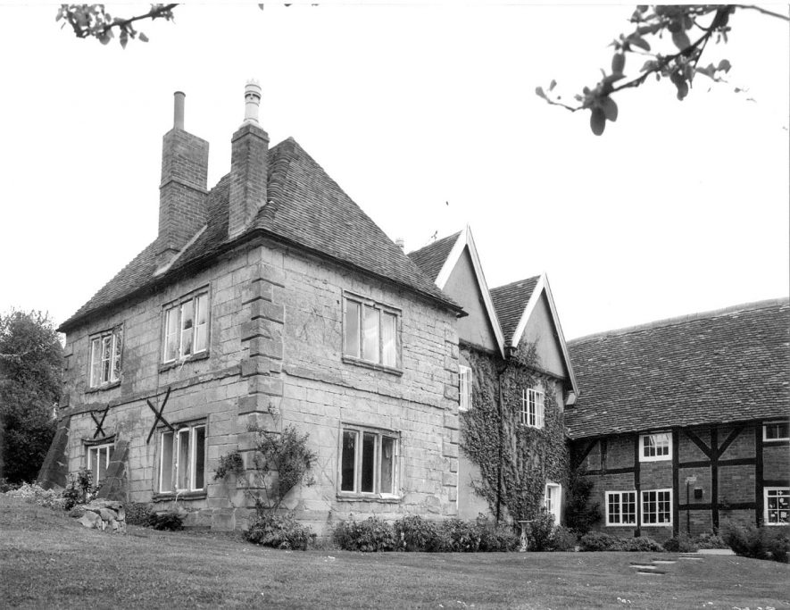 The Old Manor House, Cubbington. In the 1800s this house was known as The Cottage. For more detailed information refer to - Cubbington by G.F.Peppitt.  1950s |  IMAGE LOCATION: (Warwickshire County Record Office)