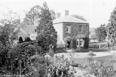 Cubbington.  Grange