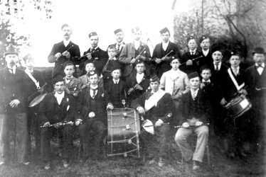 Cubbington.  Drum & Fife band