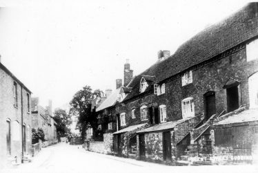 Cubbington.  Ledbrook Road