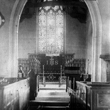 Cubbington.  Church, interior, east end