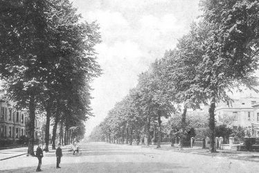Leamington Spa.  Beauchamp Avenue