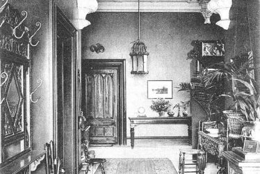 Leamington Spa.  Clarendon House, entrance hall