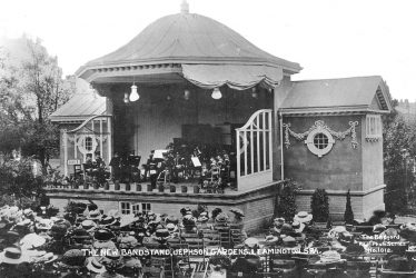 Leamington Spa.  Jephson Gardens, bandstand