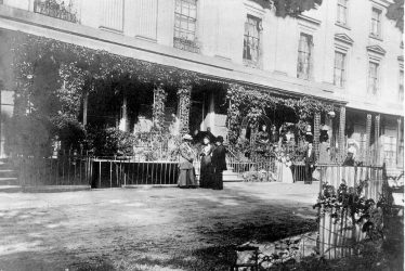 Leamington Spa.  Lansdowne Crescent, La Plaisance