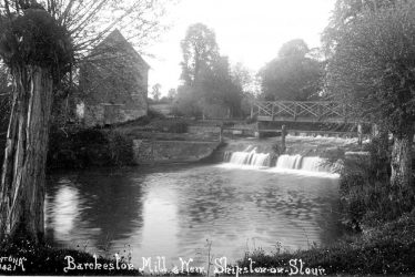 Barcheston.  Mill and weir