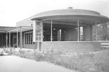 Hillmorton.  Hillmorton Paddox Junior & Infants school