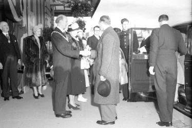 Leamington Spa.  Royal visit of King George VI