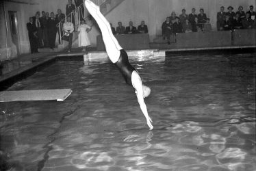 Leamington Spa.  Anthony Eden reopening swimming baths