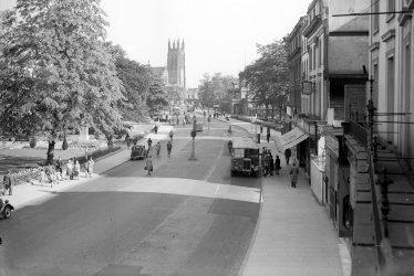 Leamington Spa.  Parade