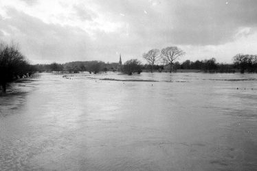 Barford.  River Avon