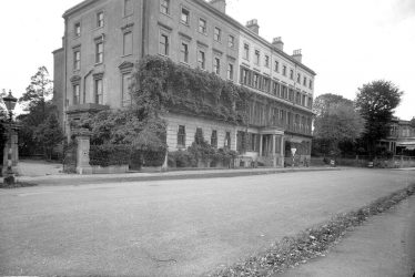 Leamington Spa.  Newbold Terrace