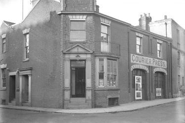 Leamington Spa.  Courier Press exterior