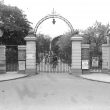 Leamington Spa.  Jephson Gardens, entrance