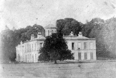 Ullenhall.  Barrows Hall