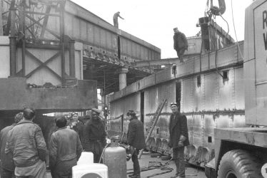 Leamington Spa.  Demolition of railway bridges