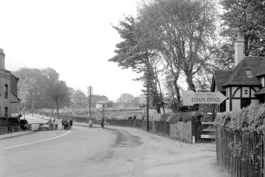 Leamington Spa.  Tachbrook Road