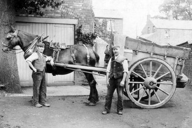Leamington Spa.  Kenilworth Road, horse and cart