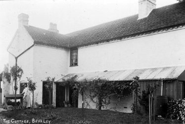 Bearley.  Cottage