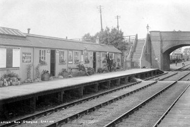 Napton & Stockton.  Railway Station