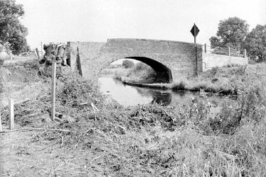 Nuneaton.  Gipsy Lane, old canal bridge