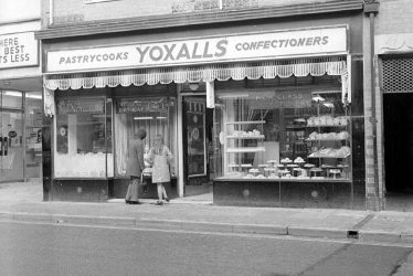 Nuneaton.  Yoxall's cafe and cake shop