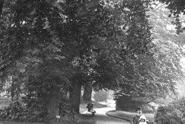 Bedworth.  Long Walk, The Cemetery