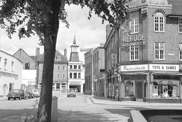 Nuneaton.  Coton Road, towards town centre