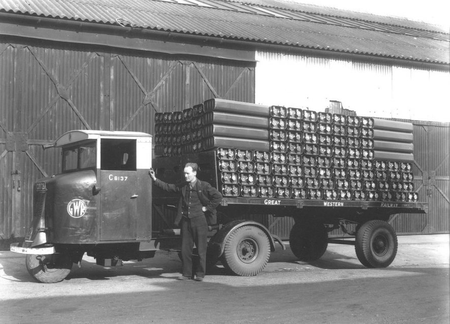 Load of C317 ammunition boxes leaving the despatch department of Sidney Flavel's factory.  1946 |  IMAGE LOCATION: (Leamington Library)