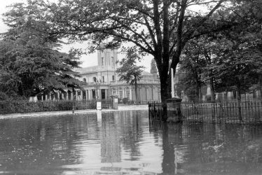 Leamington Spa.  Floods