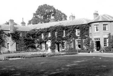 Harbury.  Harbury Hall