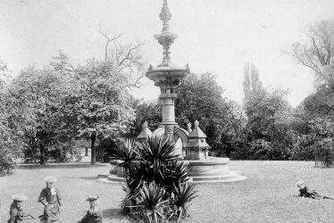 Leamington Spa.  Hitchman fountain